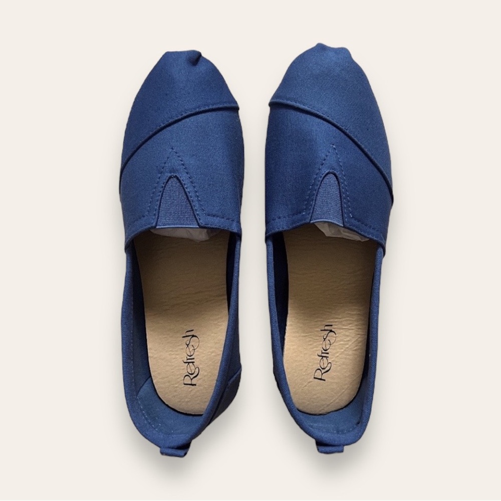 Refresh | Canvas Shoes | Size 7.5 (fits like 8) | Navy | Slip On | $20